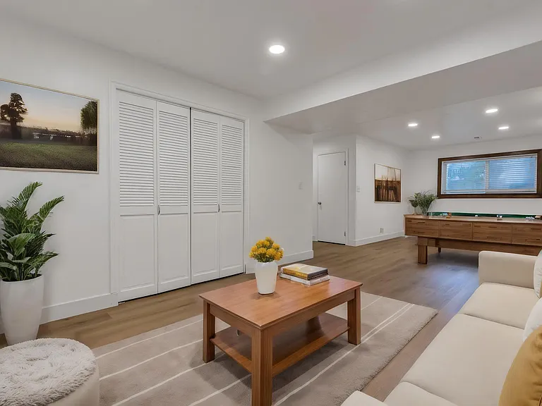 8221 S Bettina Ln — Photo 14