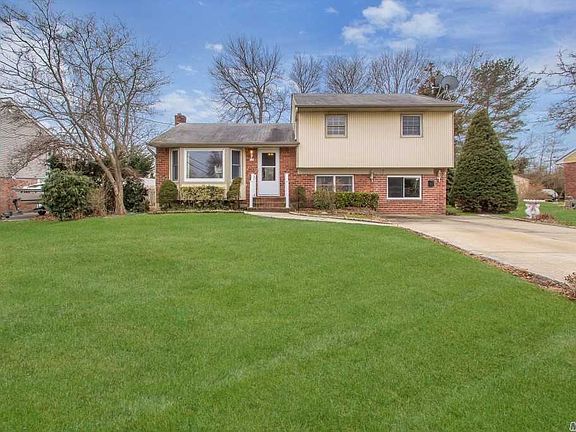 2nd image of 112 Wilherm Ln