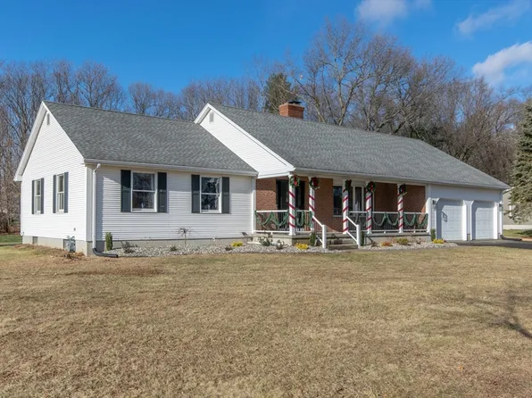 47 Apple Ridge Rd, West Springfield, MA 01089