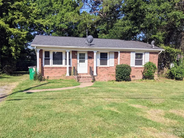 4325 Birkdale Dr, Charlotte, NC 28208