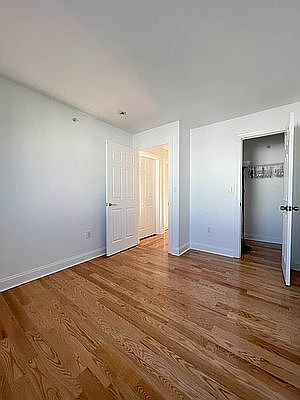 5th image of 106 Dolphin Ct #B