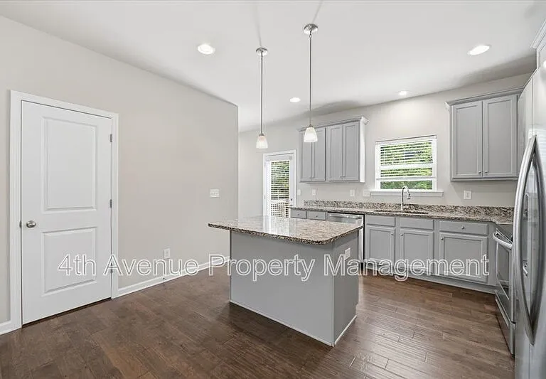 3403 Abbey Way — Photo 6