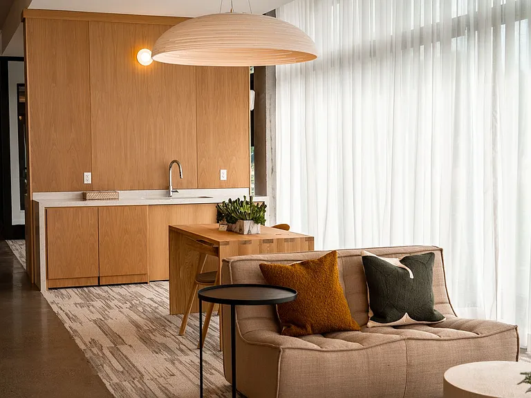 Luna Apartments — Photo 99