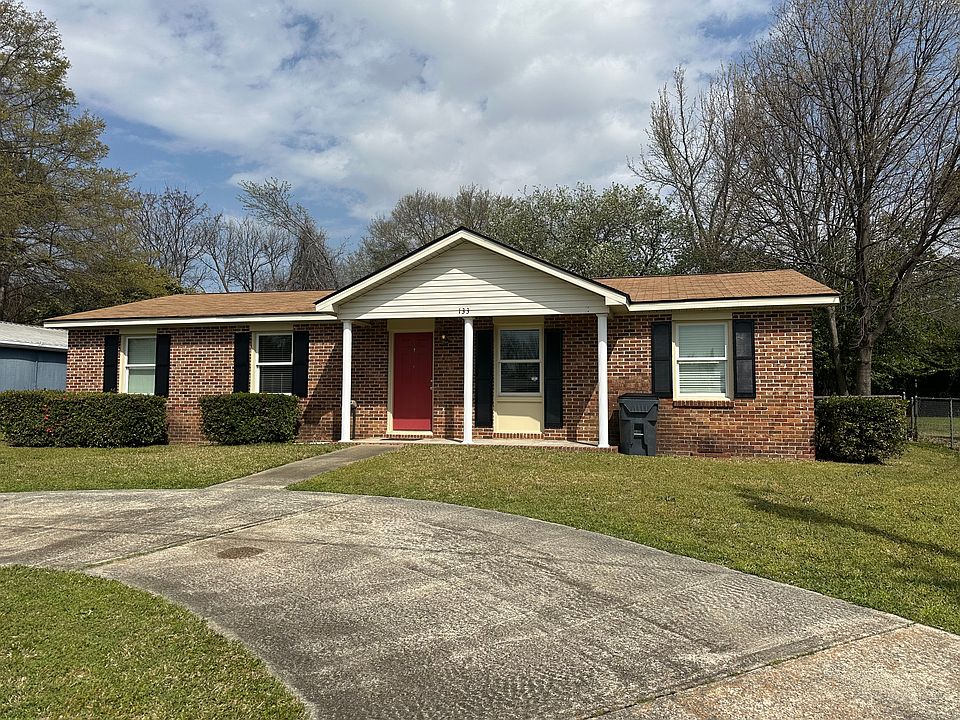 1st image of 133 Sonja Dr