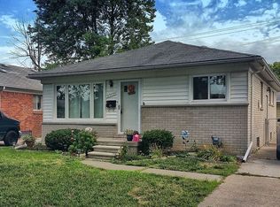 23032 Doremus St, Saint Clair Shores, MI 48080
