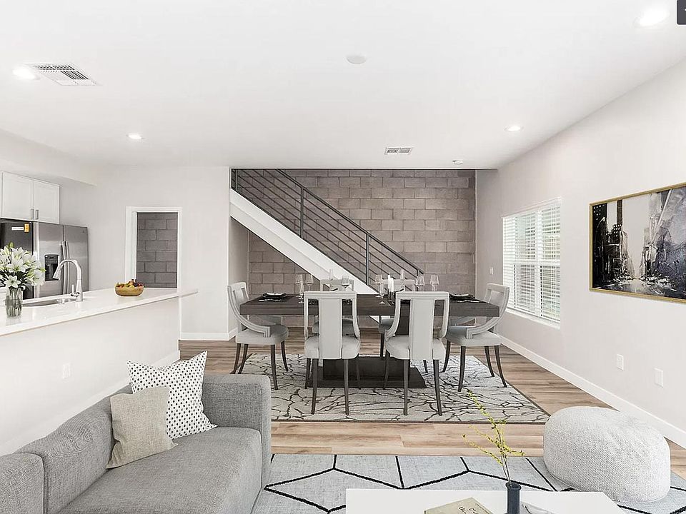 1st image of 3350 E Pinchot Ave #2