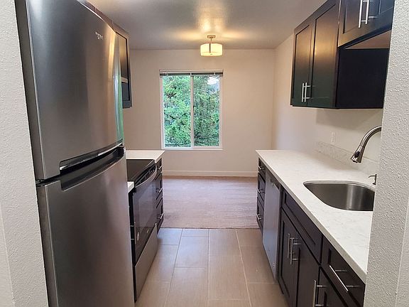3rd image of 12340 33rd Ave NE #7