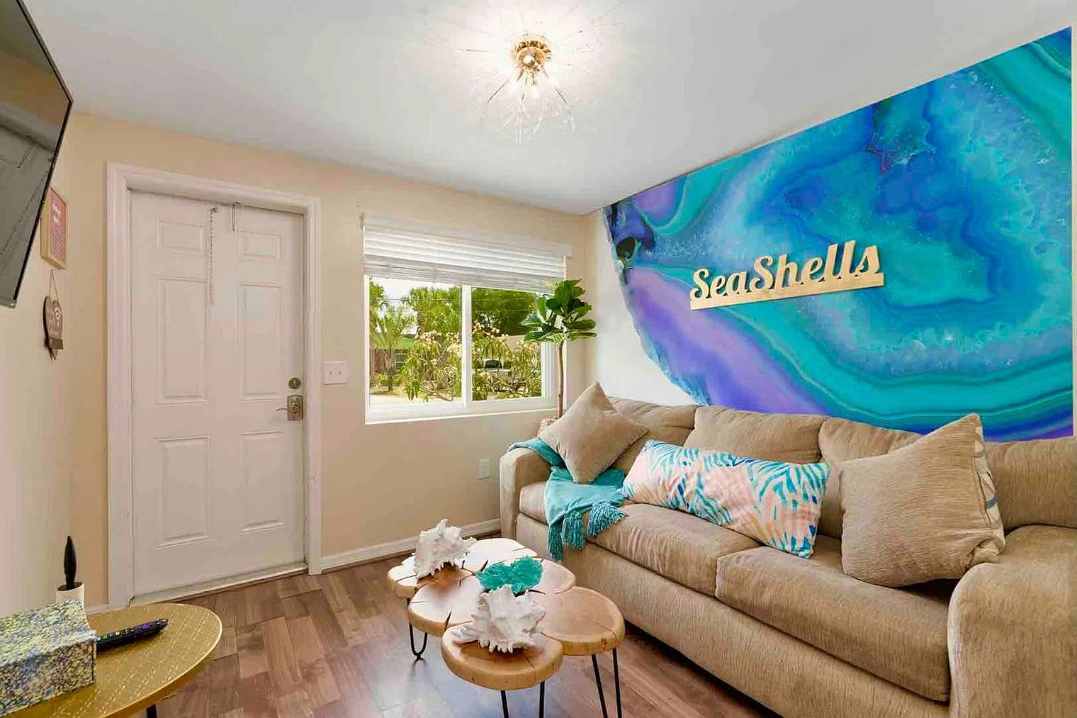 1 bed, 1.0 bath, $4,329 — Photo 3