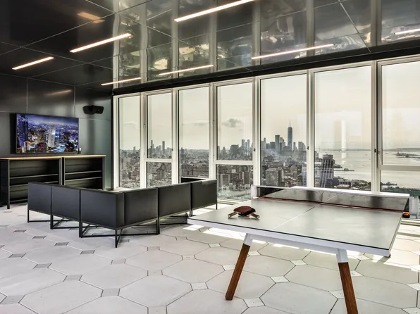 606 West 30th Street image 12 of 16