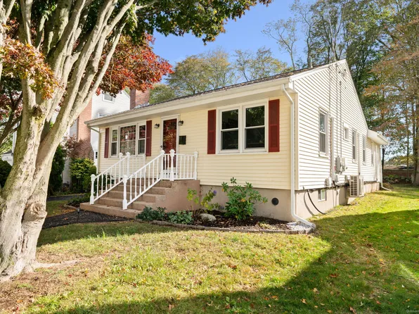 142 Plant Street, New London, CT 06320