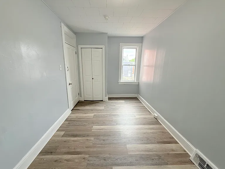 619 Poplar St — Photo 11