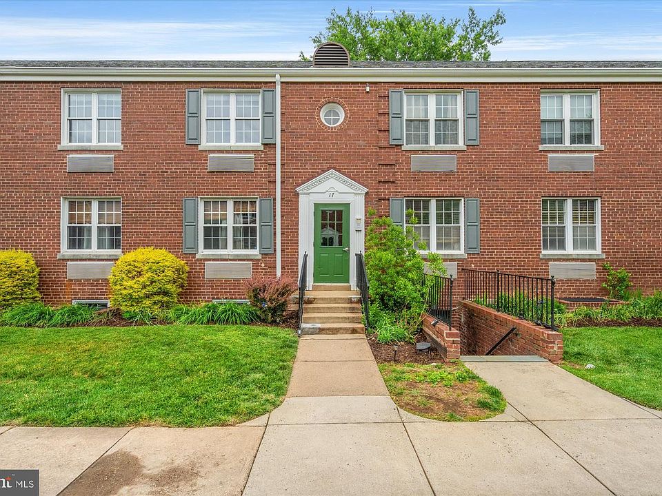 1st image of 17 Auburn Ct APT B