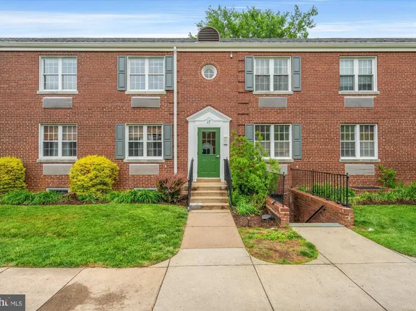 17 Auburn Ct APT B, Alexandria, VA 22305