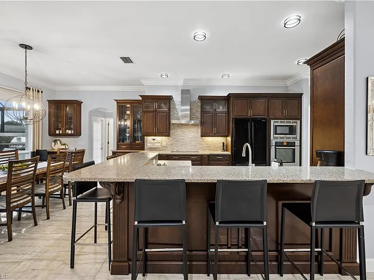 28399 Del Lago Way — Photo 14
