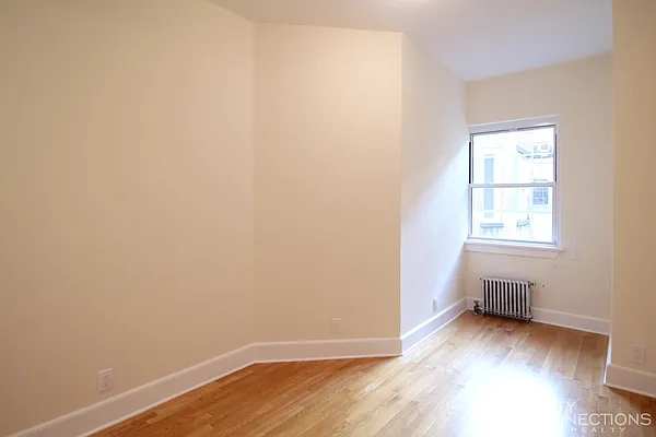 Rented by City Connections Realty | media 19