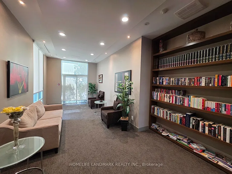 88 Grangeway Ave #1006 — Photo 17