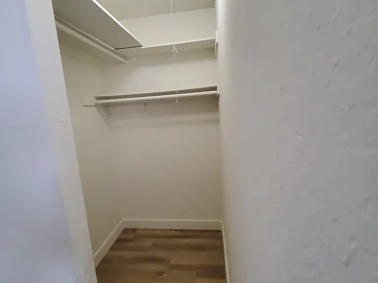 15950 Vanowen St #2 — Photo 7