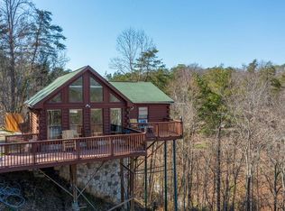 3380 Cove Creek Way, Sevierville, TN 37862