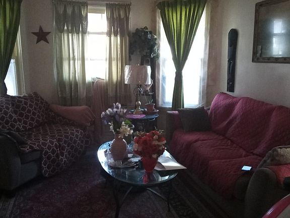 3rd image of 5347 W Race Ave
