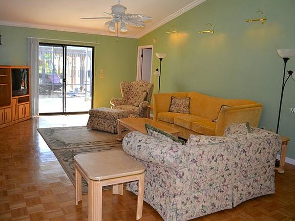 3rd image of 26607 W Cove Dr
