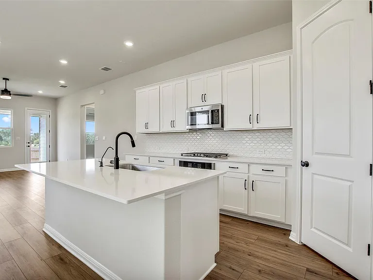 240 Denali Way — Photo 6