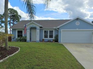 1550 SW Kamchatka Ave, Port Saint Lucie, FL 34953