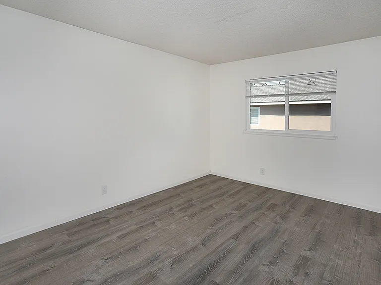 7912 Rainbow Cir #1 — Photo 21