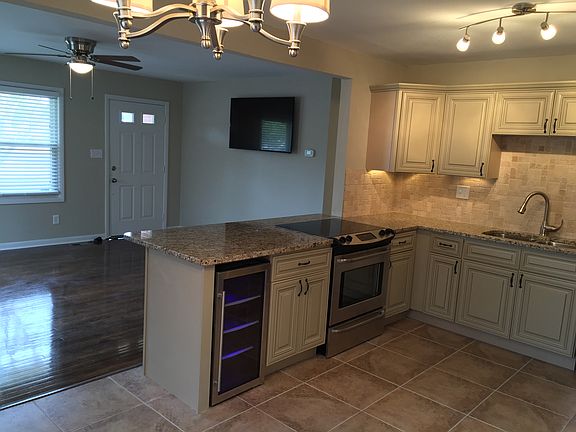 4th image of 1401 Ormandy Ave