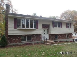 334 Upper North Row Rd, Sterling, MA 01564