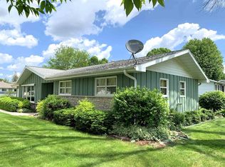 625 Dix St, Columbus, WI 53925