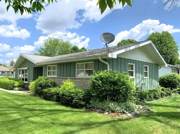 625 Dix Street, Columbus, WI 53925