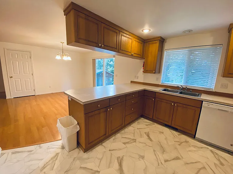 2317 Club Ct #1 — Photo 7