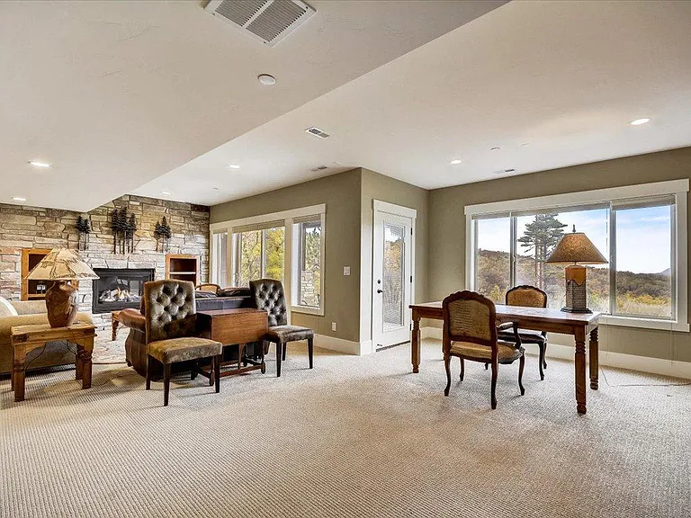 10223 N Rustler Ct — Photo 39