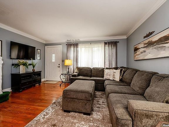 3rd image of 24 Malts Ave
