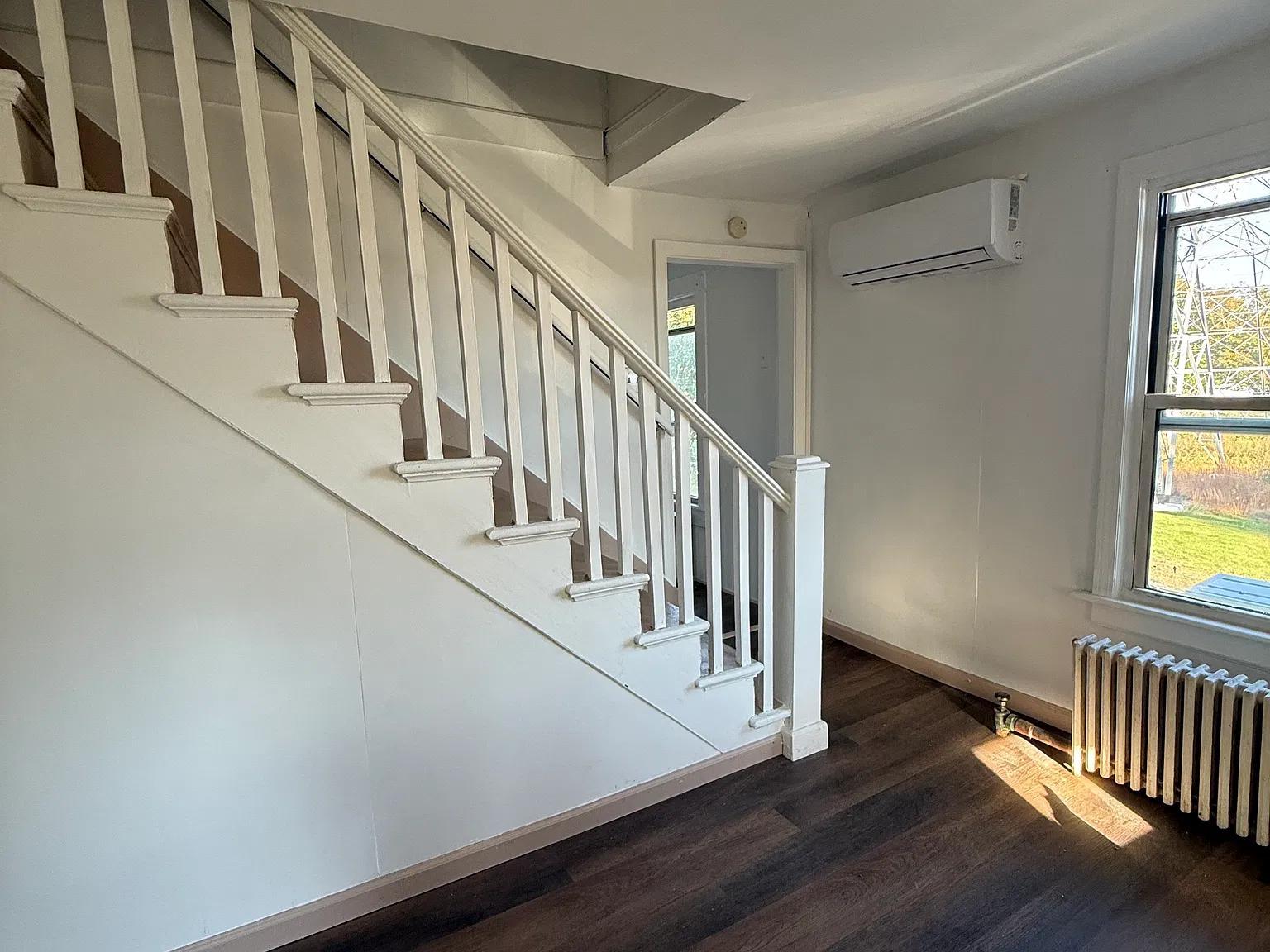 2 bed, $2,470 — Photo 4