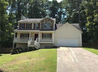 4325 Willow Springs Dr, Loganville, GA 30052