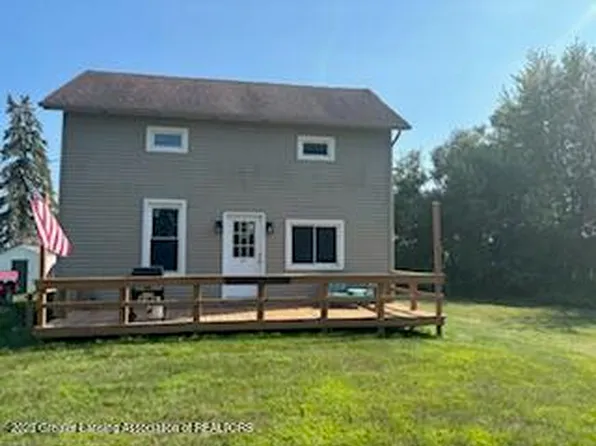 3995 Ash Hwy, Charlotte, MI 48813