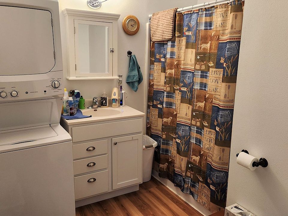 2nd image of 107 Youlon St N #107