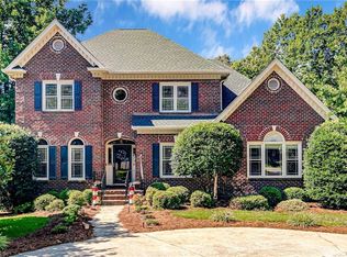 110 Lismore Ct, Clemmons, NC 27012