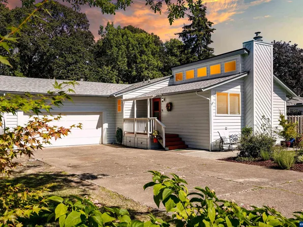 3207 SW Knollbrook Ave, Corvallis, OR 97333