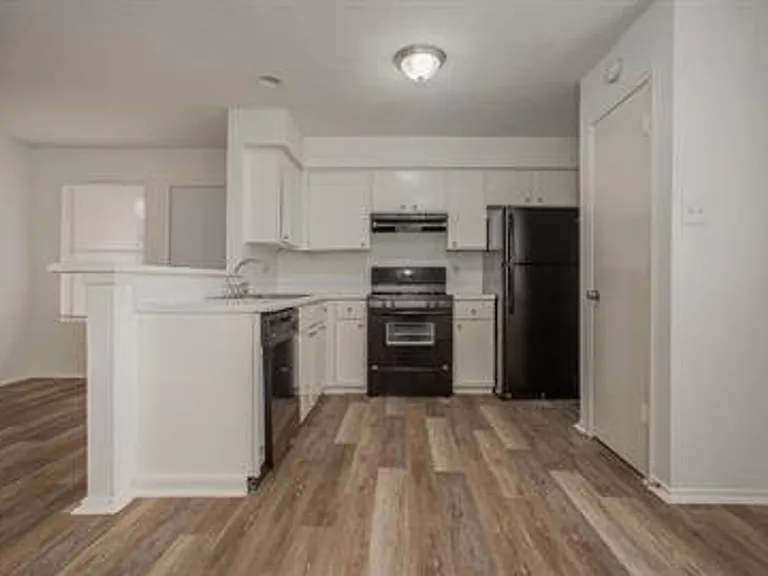 2310 Rachael Court — Photo 11