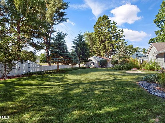 5th image of 142 Wilkshire Dr