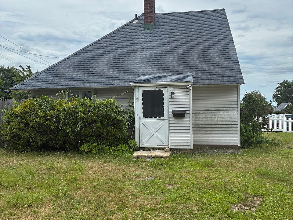 1st image of 9 Boat Ln