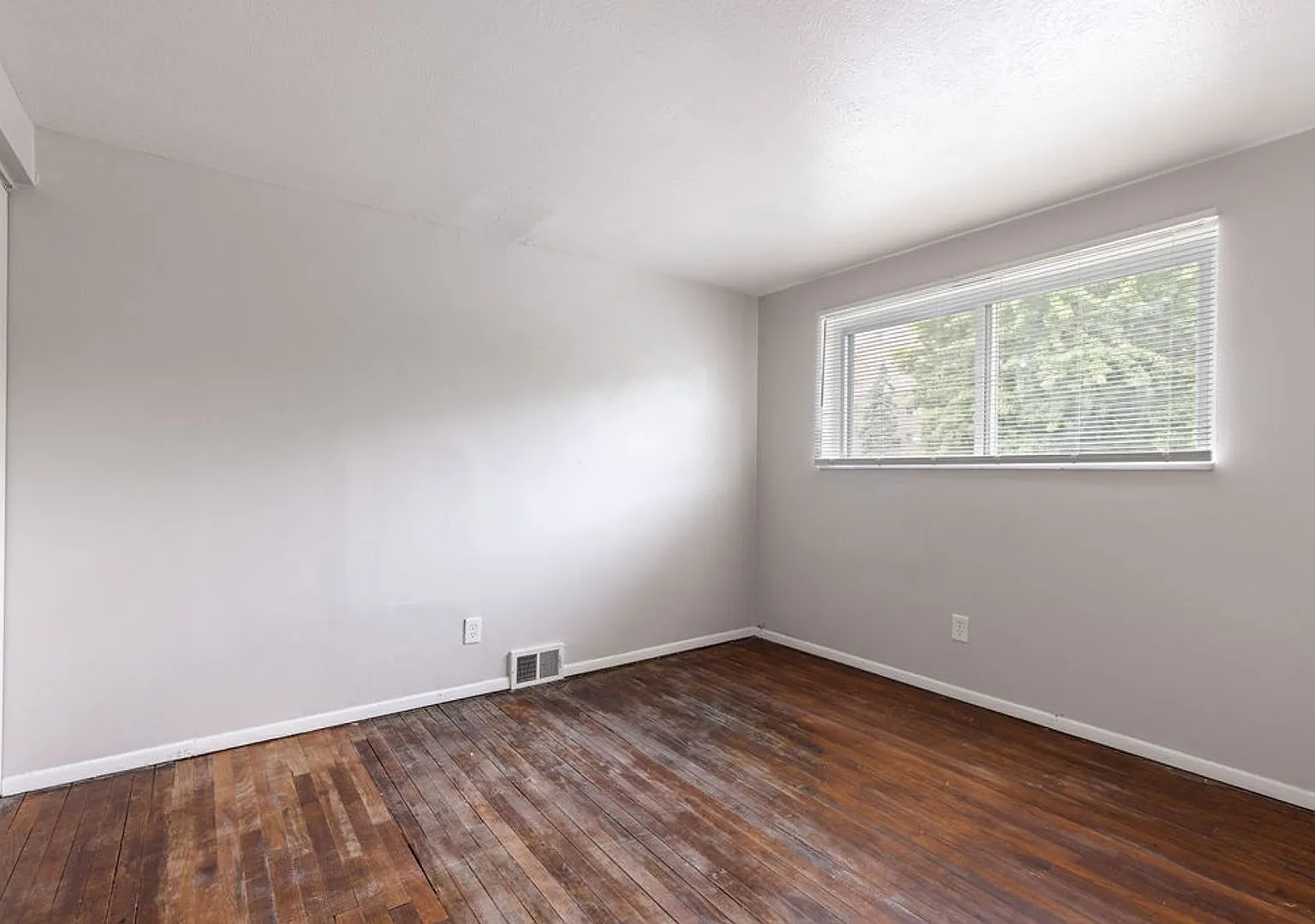 5568 Perkins Road LLC — Photo 3