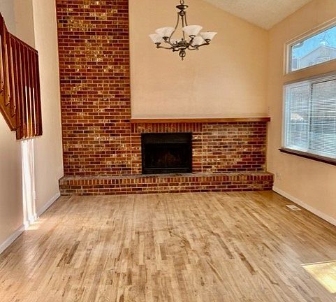 5th image of 3830 Gingham Way