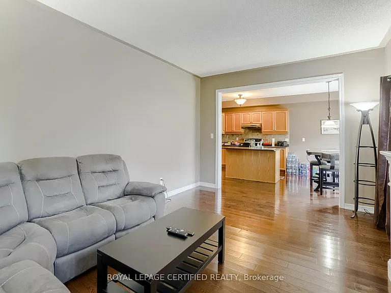 1027 Eager Rd — Photo 18