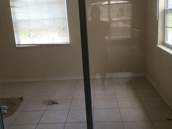 3rd image of 7625 Minardi St