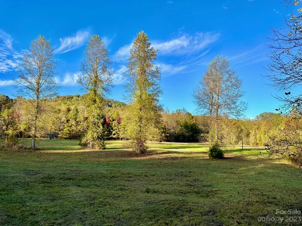 0 McOwenben Pass, Lake Lure, NC 28746