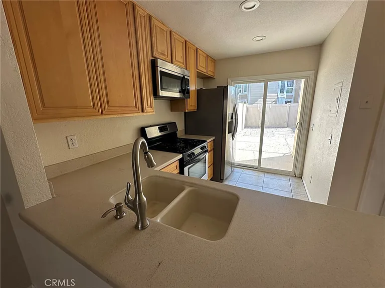 152 Kazan St — Photo 7