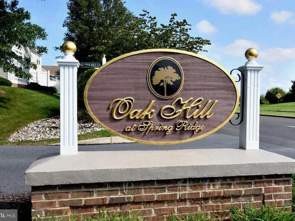 415 Oak Hill Ln, Wyomissing, PA 19610